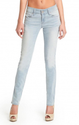GUESS Sarah Skinny Jeans in Extreme Light Wash